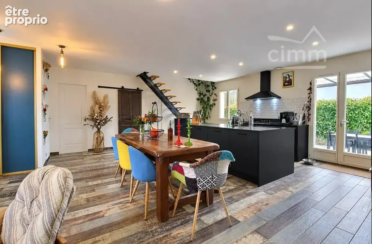 Maison 5p 4ch 118m² Mazières - photo 3