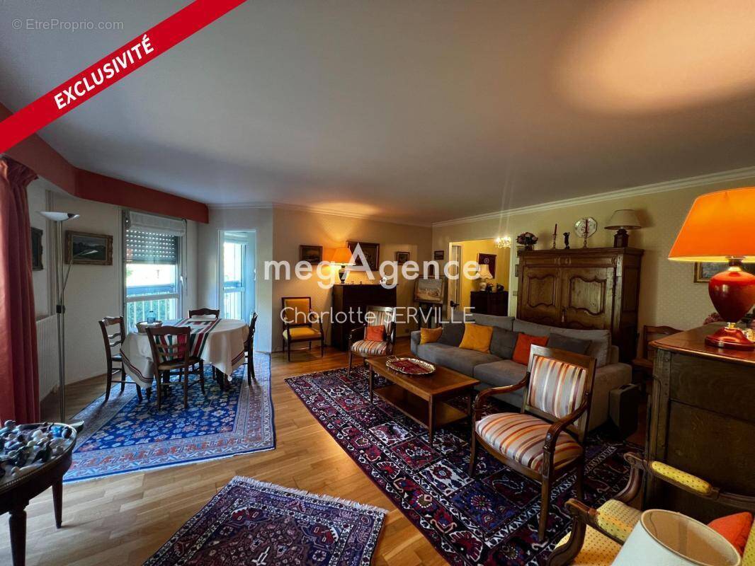 Appartement à LE CHESNAY