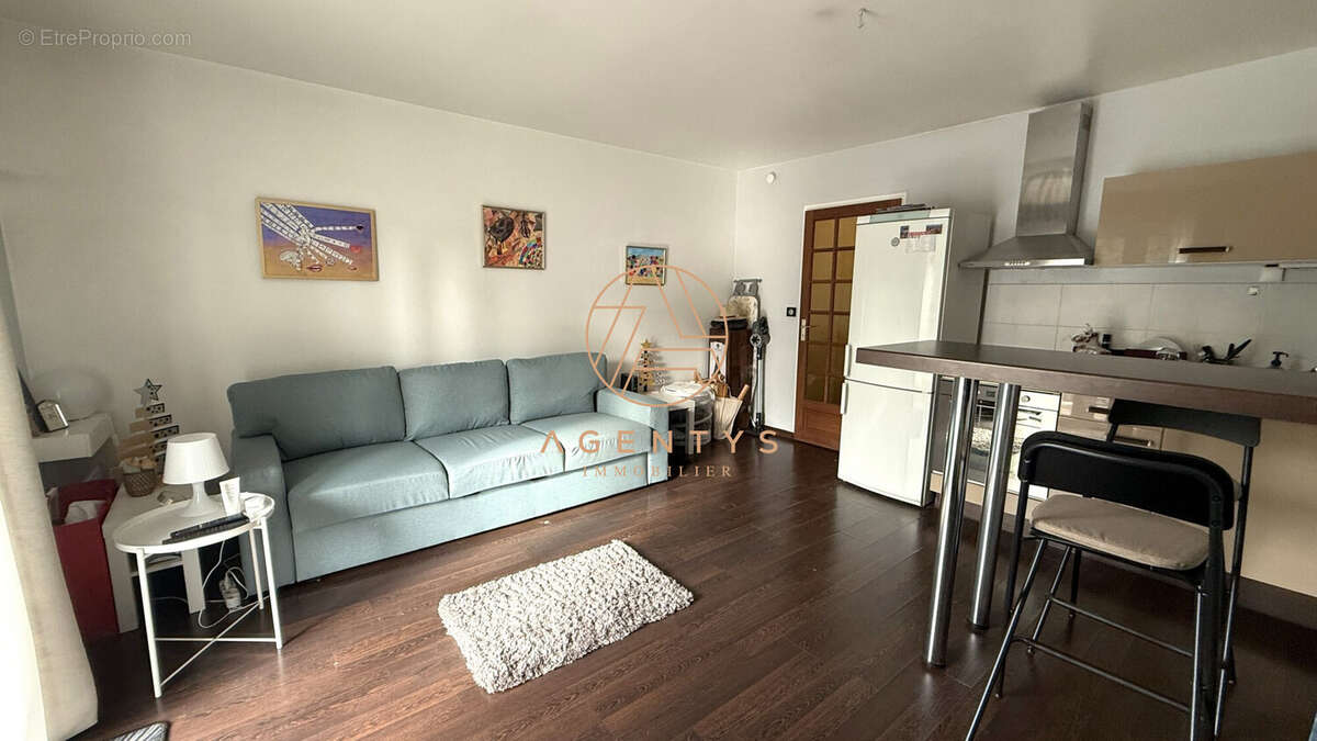Appartement à LE PLESSIS-TREVISE