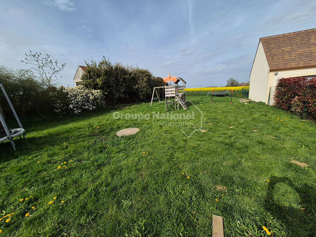 Maison à SAINT-CREPIN-IBOUVILLERS