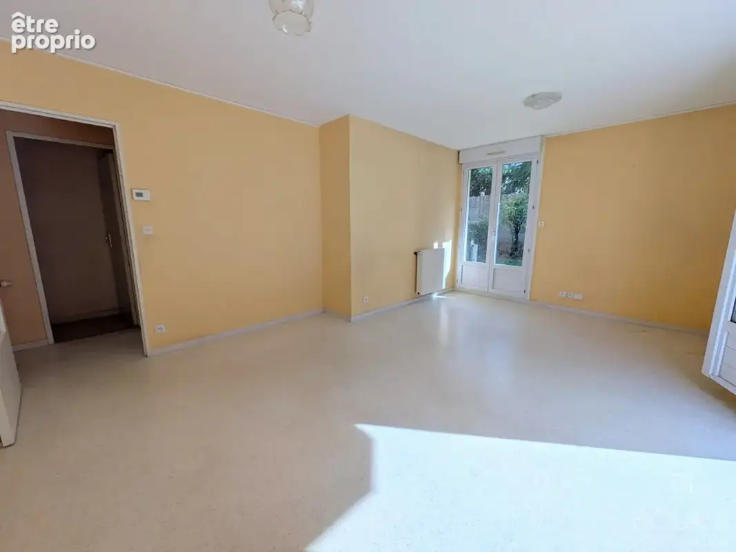 VITRE - Appartement T3 terrasse et garage - photo 7