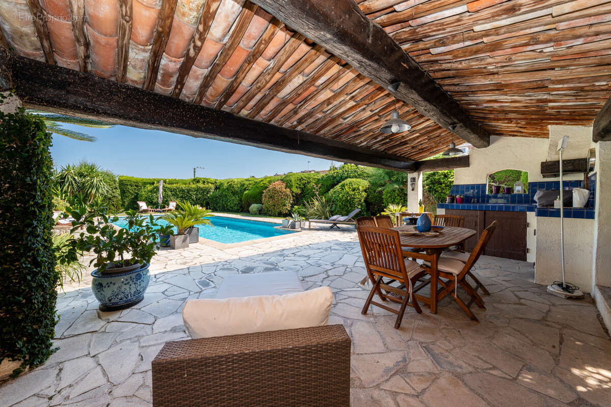 Maison à LA COLLE-SUR-LOUP