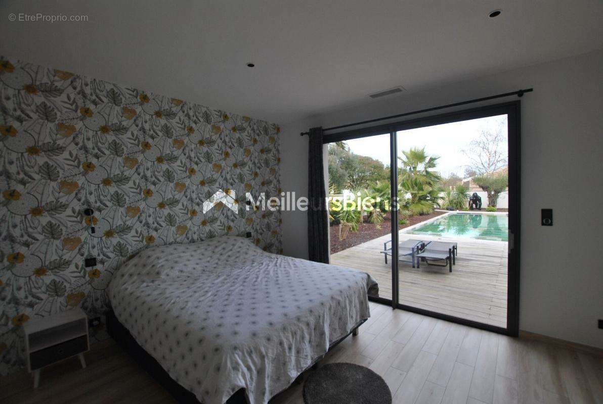 Maison à SAINT-SULPICE-ET-CAMEYRAC