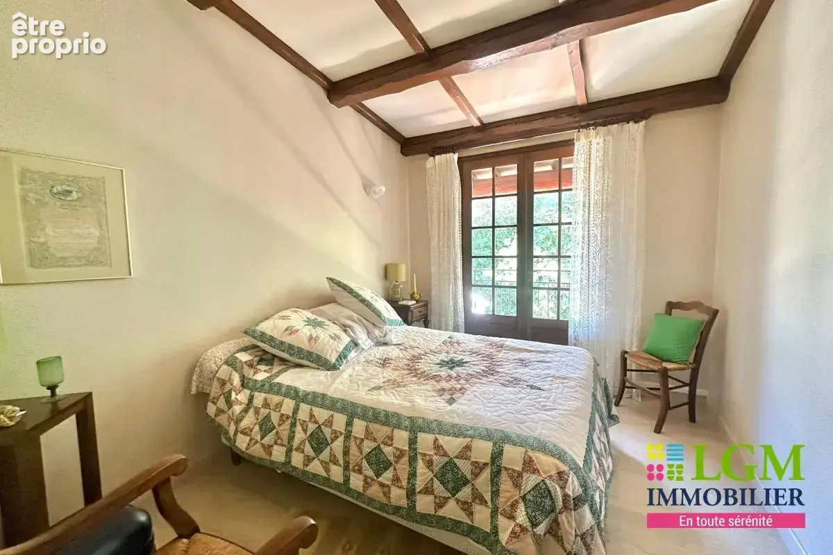 NÎMES - Magnifique maison familiale - photo 13