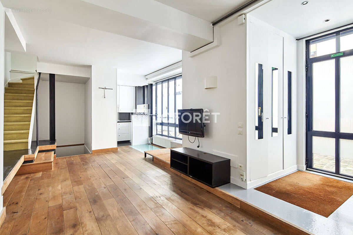 Appartement à PARIS-20E