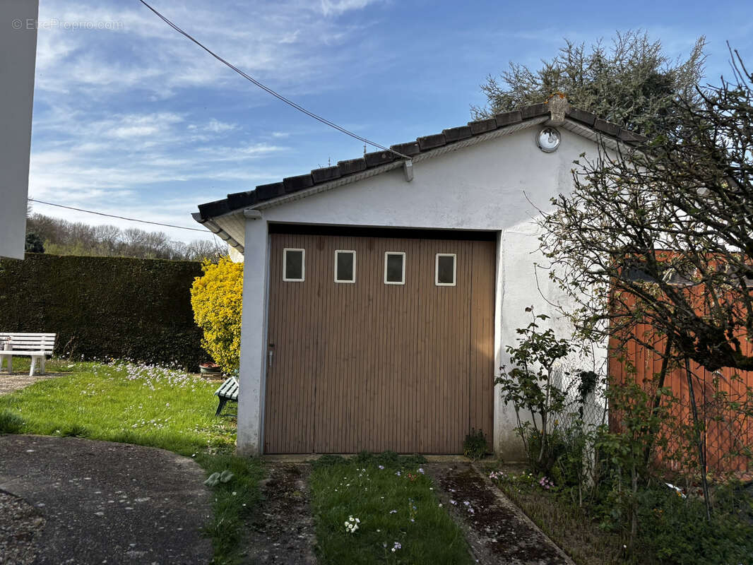 Maison à SAINT-MARCEL