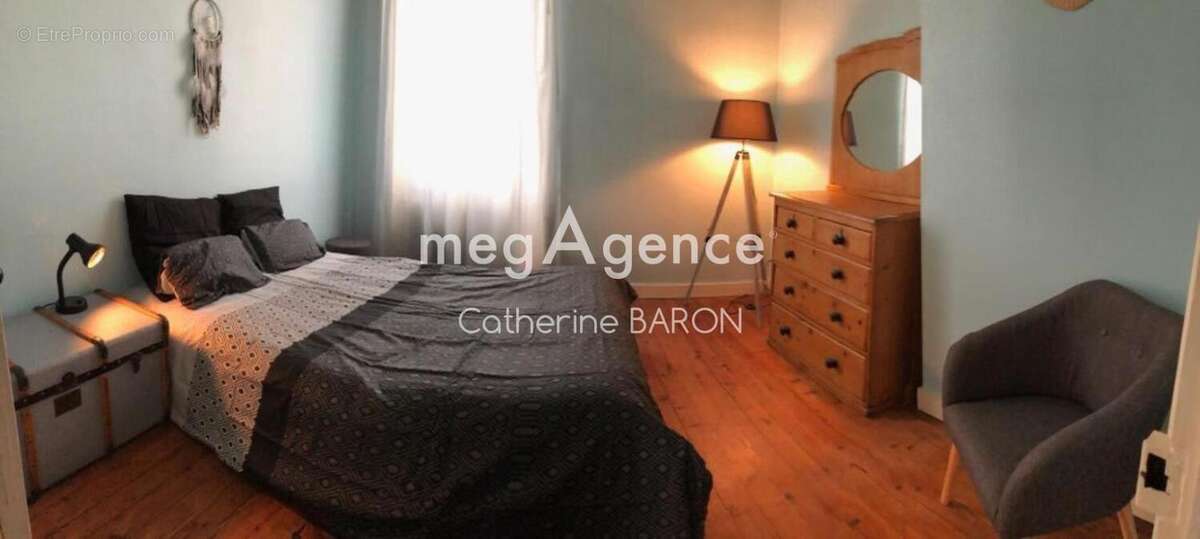 COGNAC – Maison de 175 m²  4 chambres  Piscine  Garage  Grenier aménageable - photo 8
