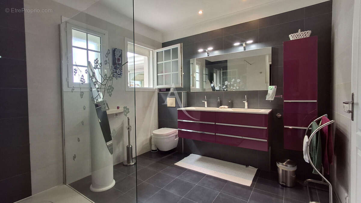 Maison à LA ROCHELLE