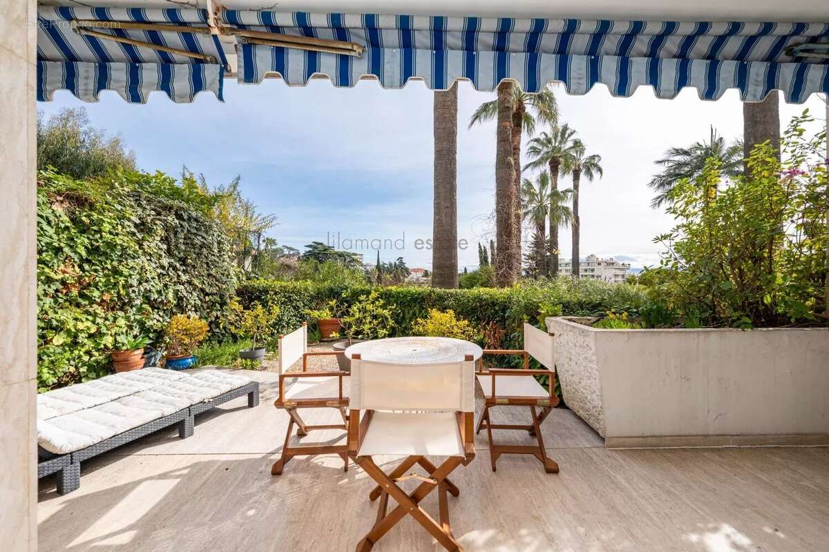 Appartement à CANNES