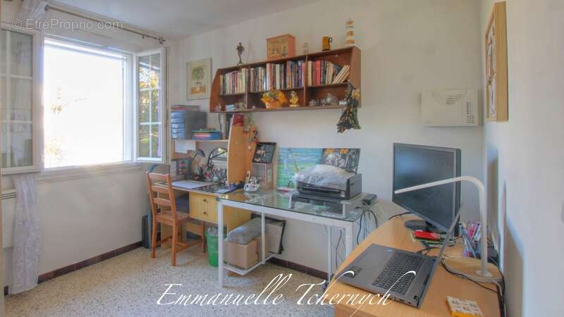 Maison à CHATEAUNEUF-LES-MARTIGUES