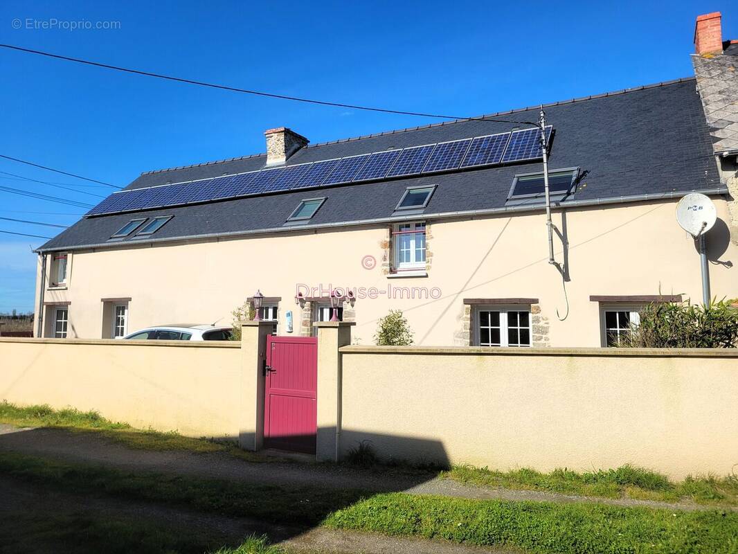 Maison à HIREL