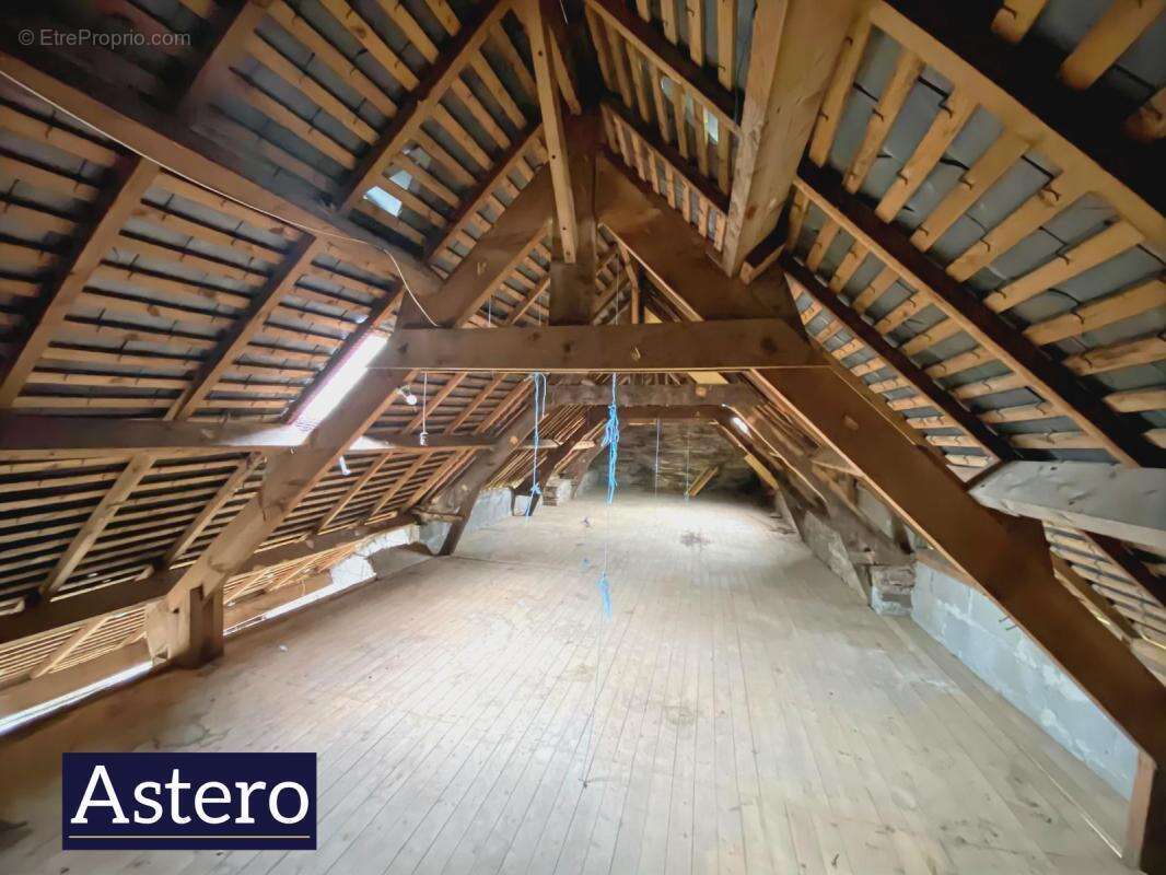 Longère de caractère au cœur de Guerlédan – 123 m² de potentiel – Idéal investissement ou projet de vie - photo 5