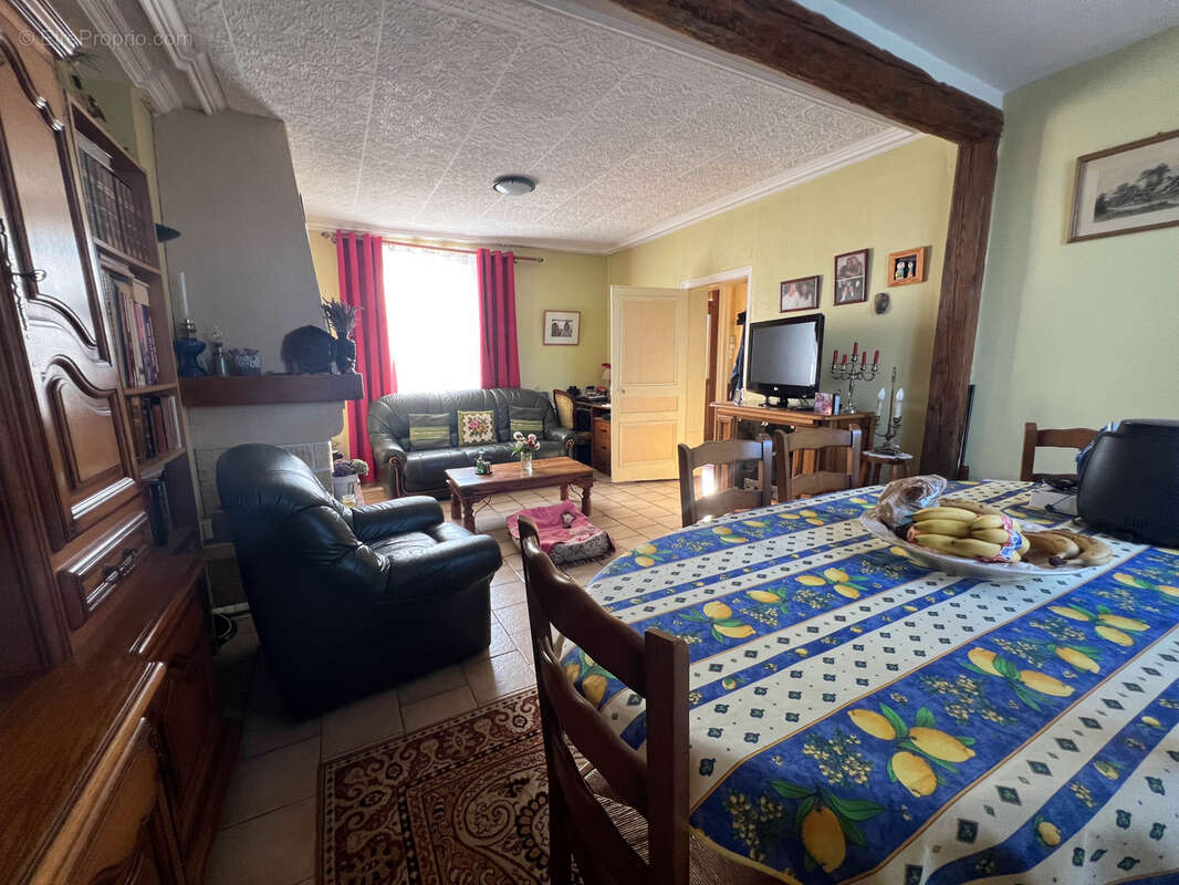 Maison de maître au fond d'une allée au calme avec annexes - photo 15