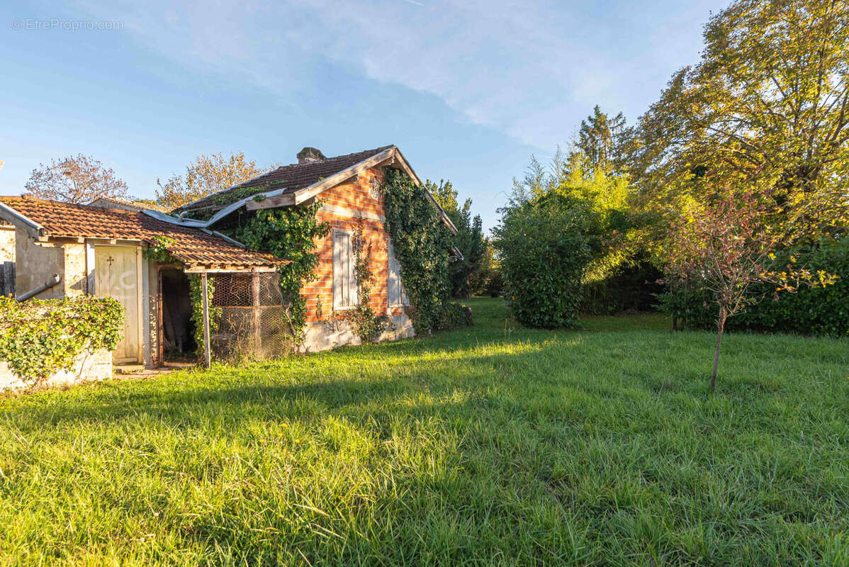 Maison à QUINSAC