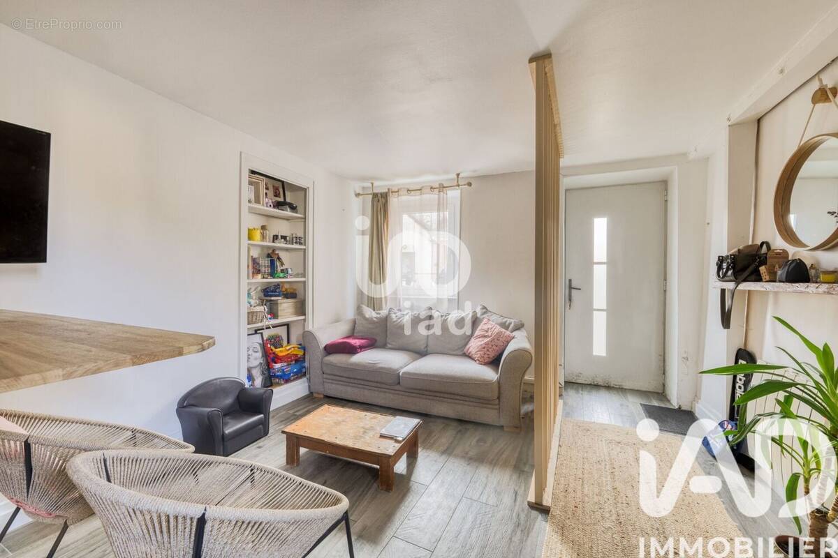 Photo 1 - Maison à CHESSY