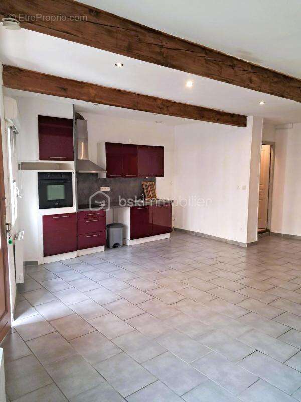 Maison à COURSAN