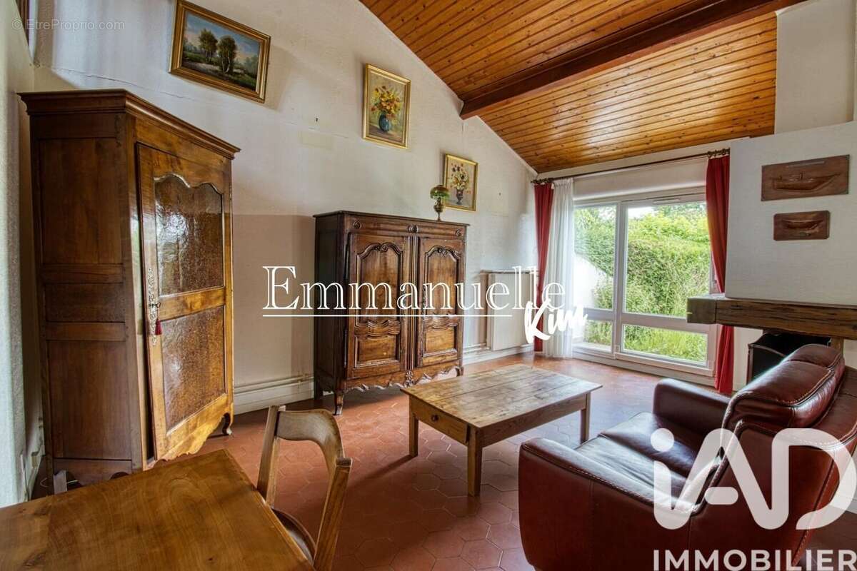 Photo 3 - Maison à MARGENCY
