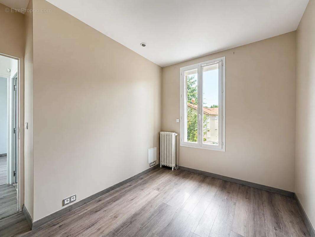 Maison 5 pièces de 100 m² à Ablon-sur-Seine - photo 9