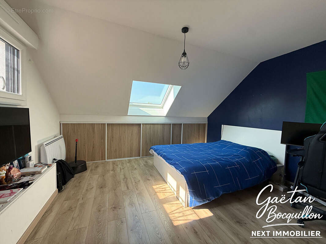 Maison à QUINCY-VOISINS