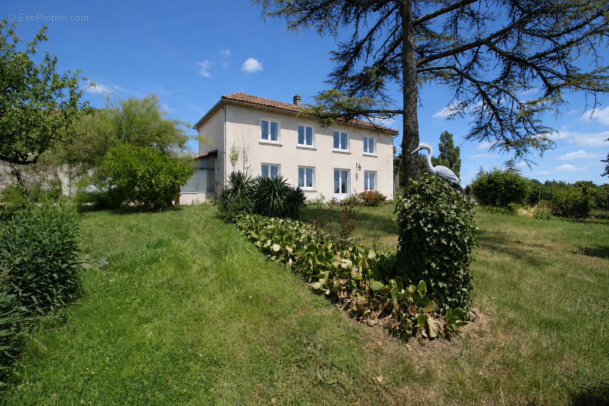 Maison à SAINT-JEAN-DE-COLE