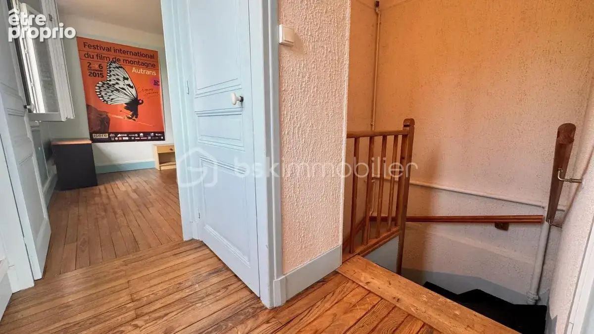 Maison de ville à fort potentiel — Grenoble (Écoles privées & transports à pied) - photo 18