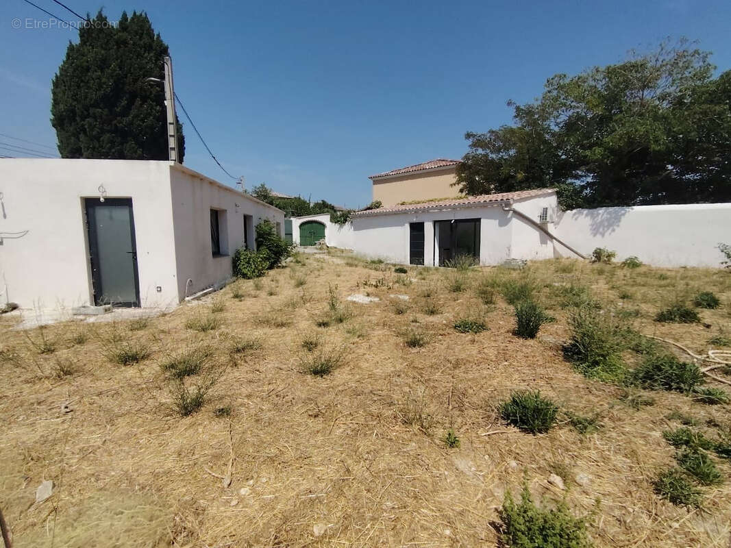 Terrain 416m² à marseille 14e arrondissement - photo 7