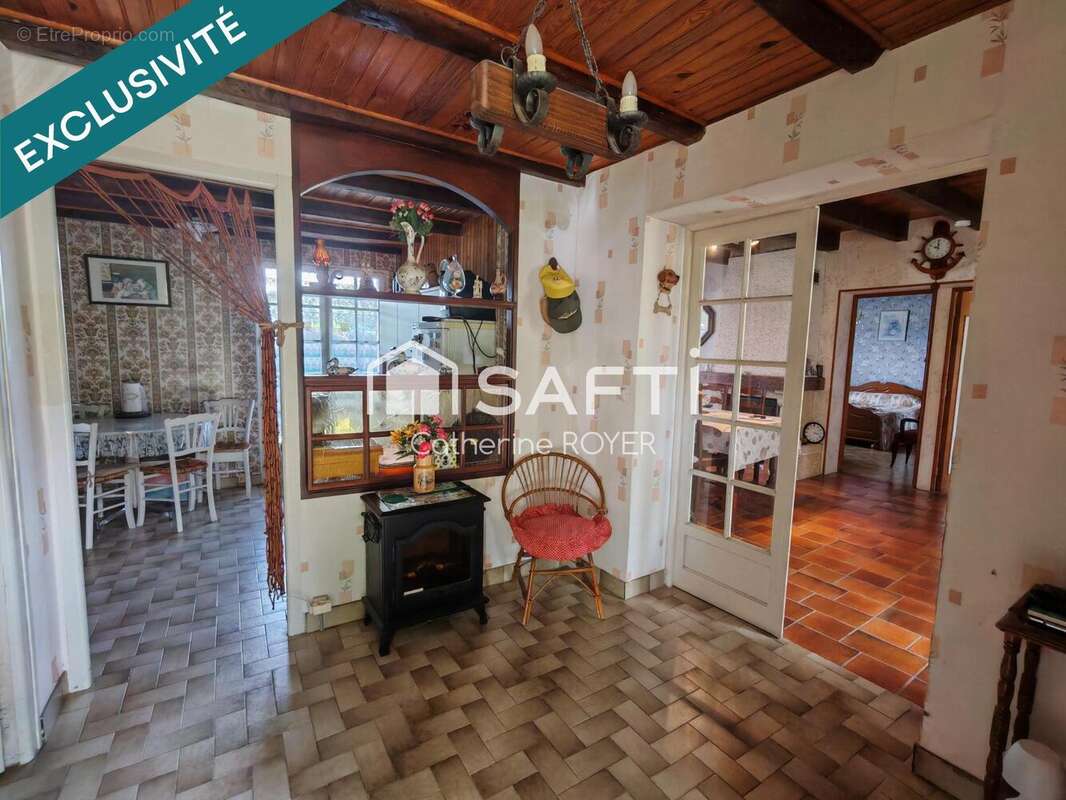 Photo 6 - Maison à LA CHAPELLE-SAINT-SAUVEUR