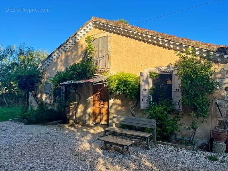 Maison à MONTAUT-LES-CRENEAUX