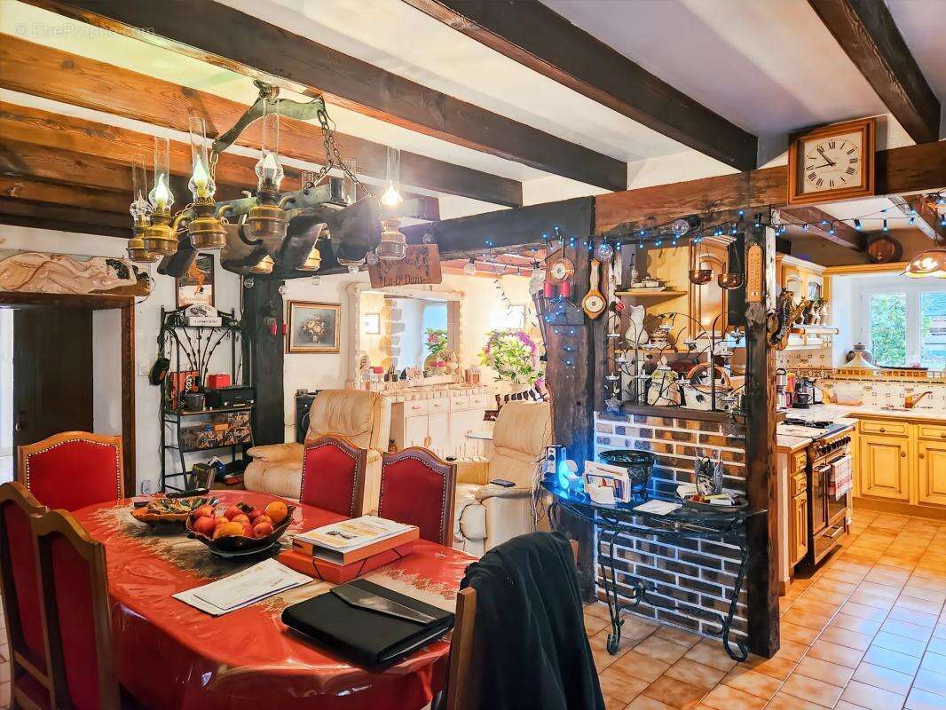 Maison à ORADOUR-FANAIS