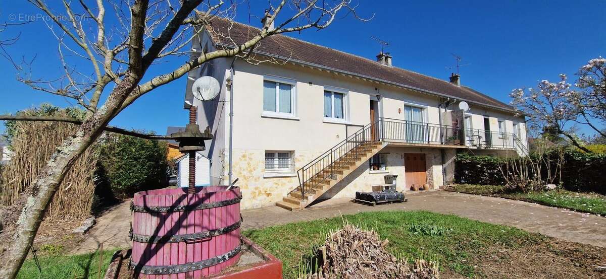 Maison à SAINT-DENIS-SUR-LOIRE