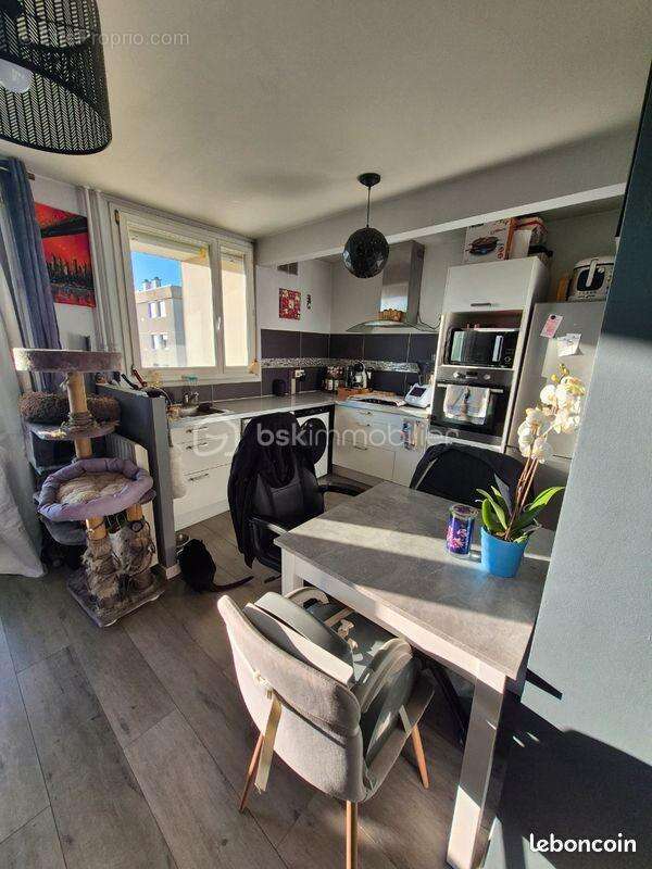 Appartement à CHILLY-MAZARIN