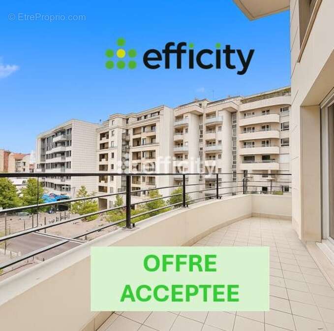 Appartement à COURBEVOIE