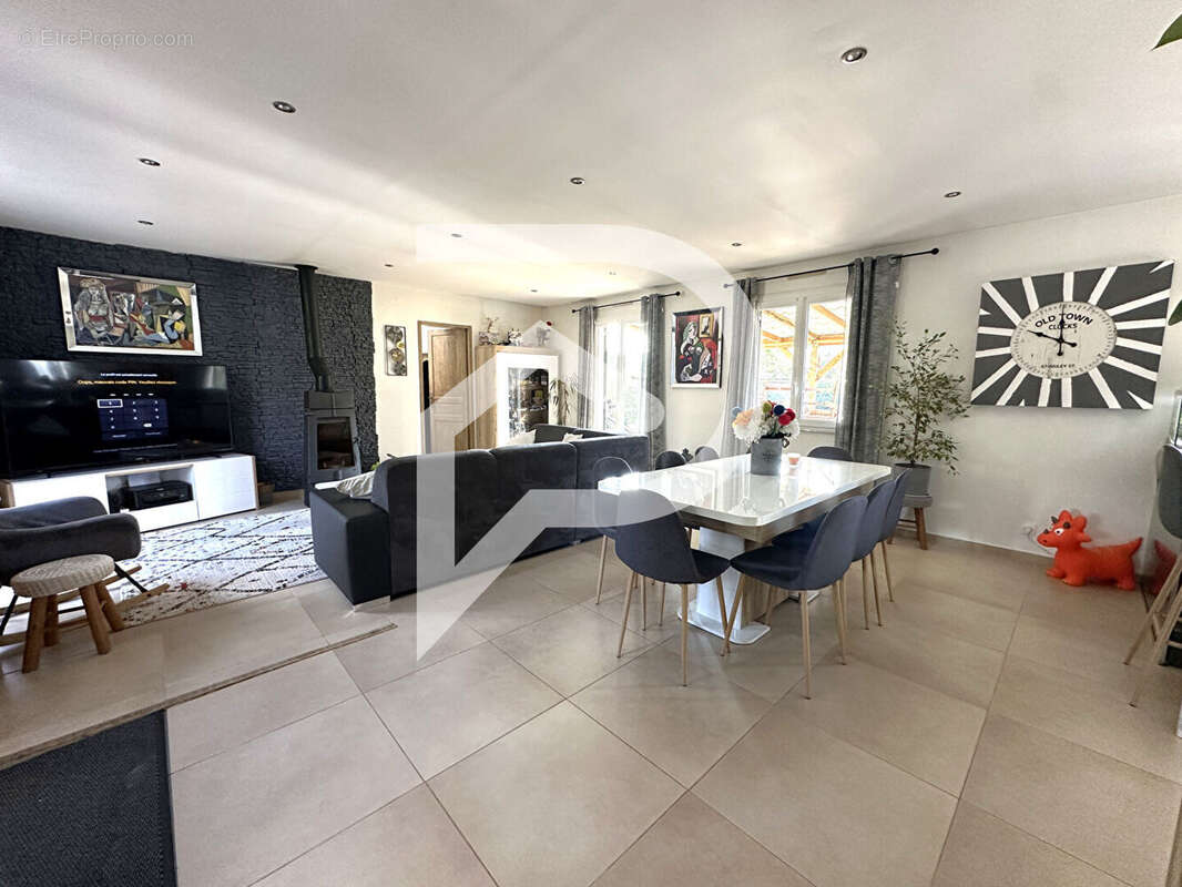 Maison à SOREL-MOUSSEL