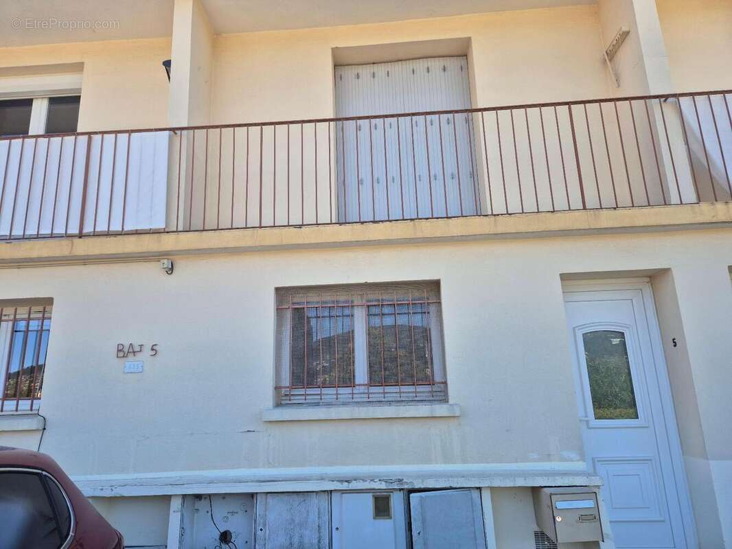   - Appartement à DRAGUIGNAN