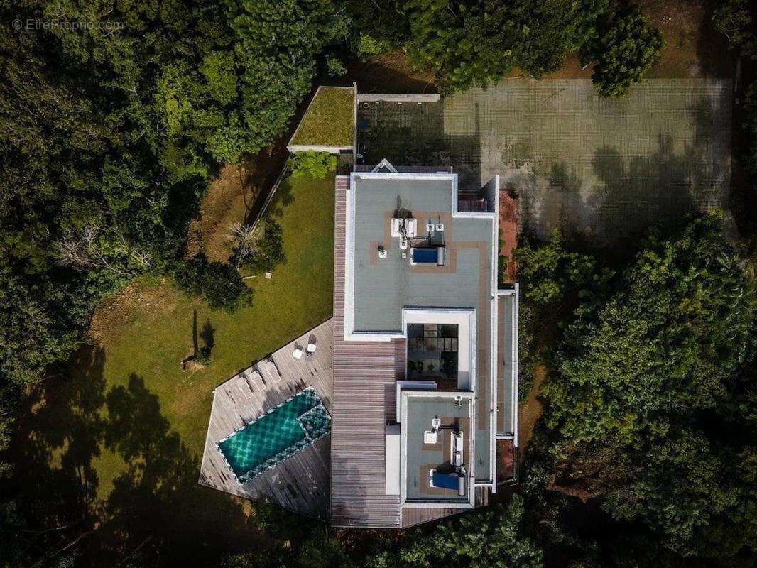 Maison à FORT-DE-FRANCE