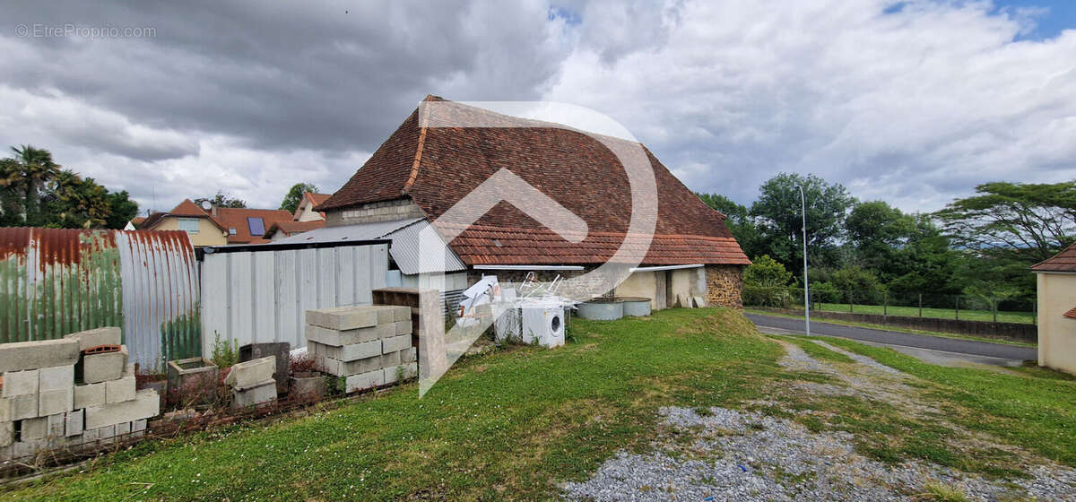 Maison à ARTHEZ-DE-BEARN