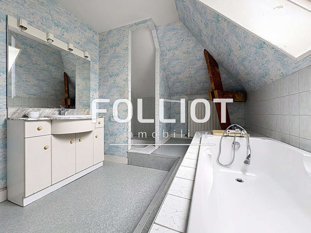 Maison à TORIGNI-SUR-VIRE