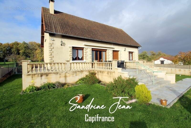 Maison à BERNIERES-SUR-SEINE