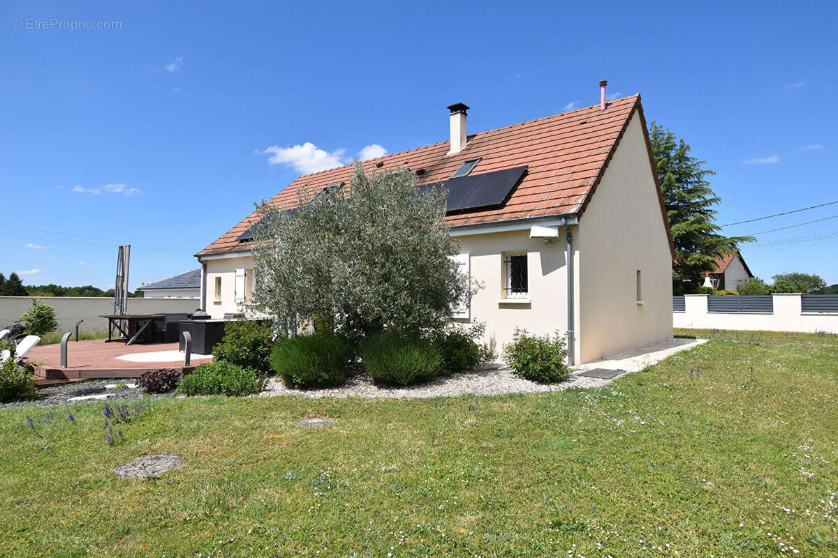 Maison à LA CHARITE-SUR-LOIRE