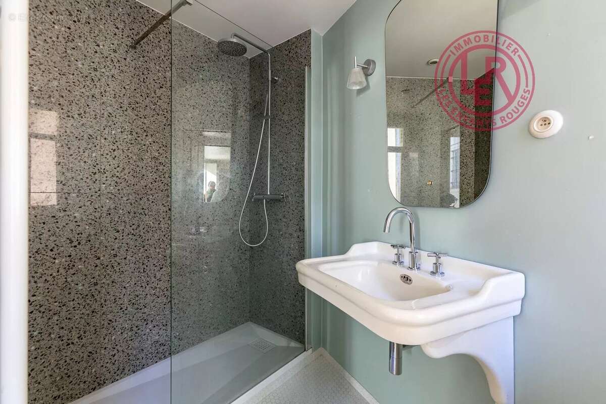 Appartement à PARIS-3E