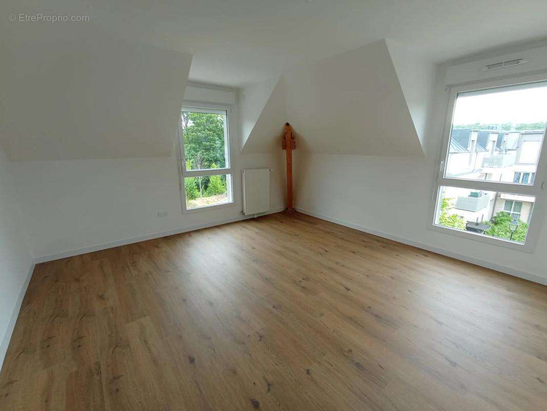 Appartement à BIEVRES