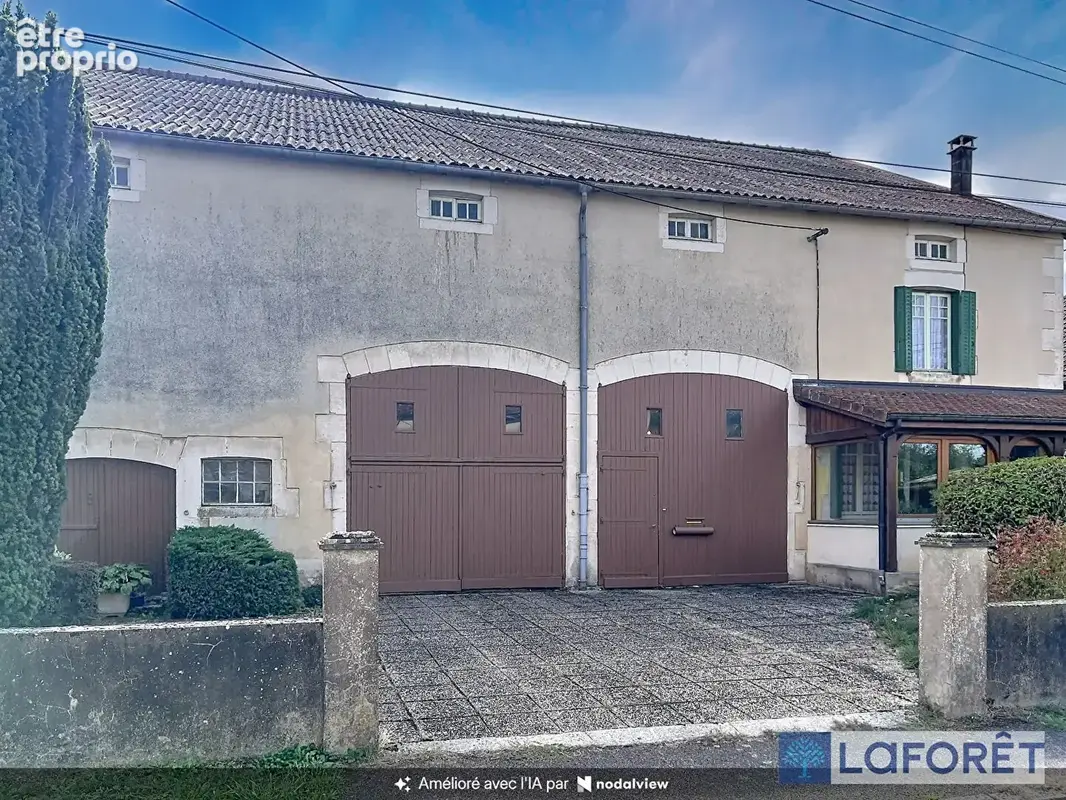 Photo Maison à Is-En-Bassigny au prix de 50 500€
