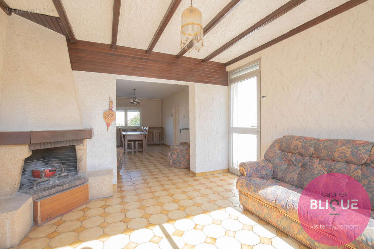 Maison à BOUXIERES-AUX-DAMES