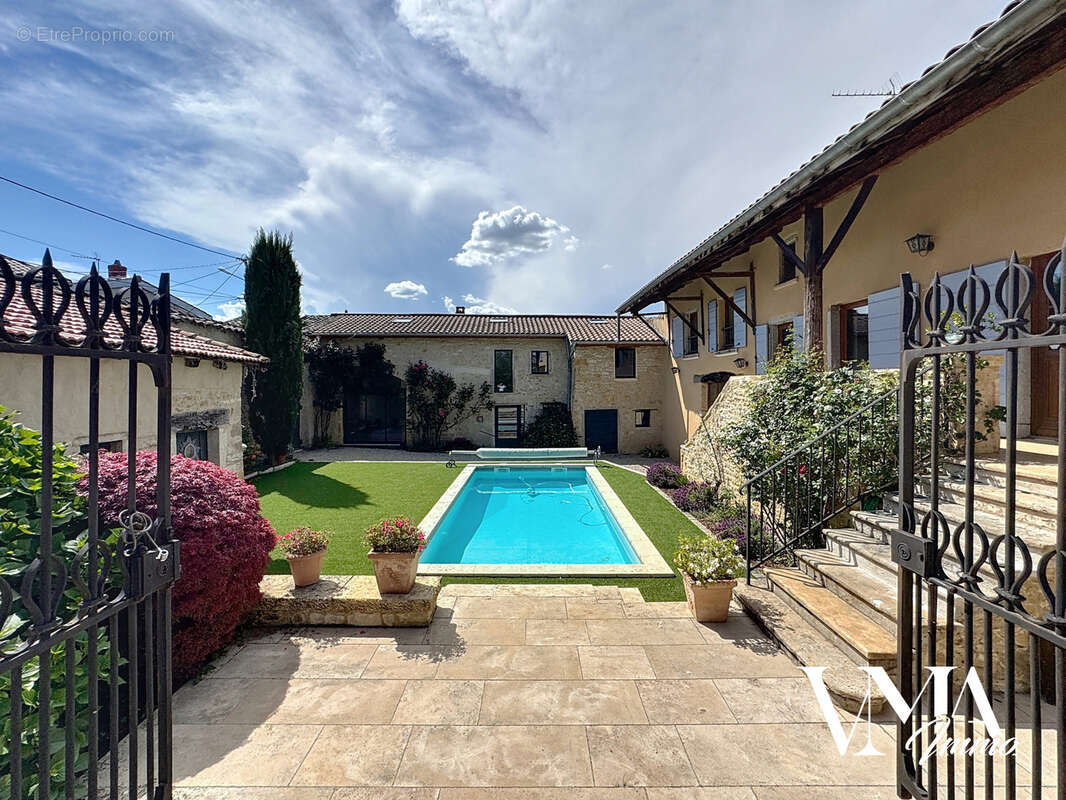 Maison à MARCILLY-D'AZERGUES
