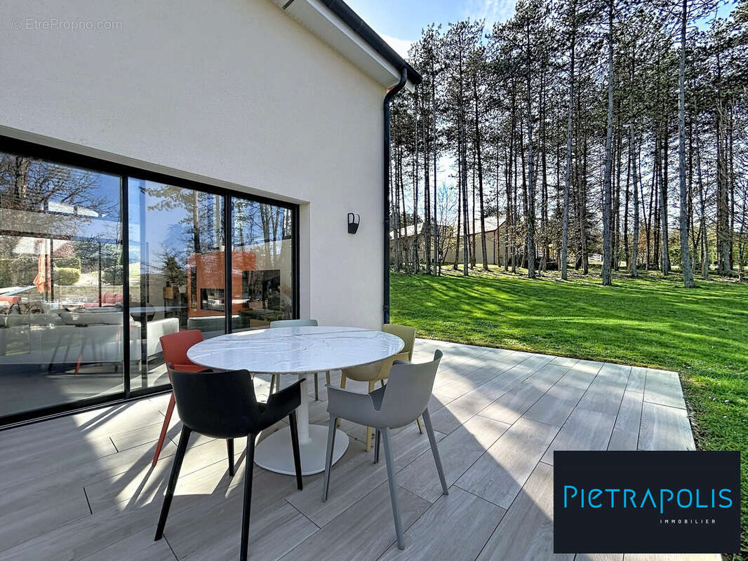 Maison à VELARS-SUR-OUCHE