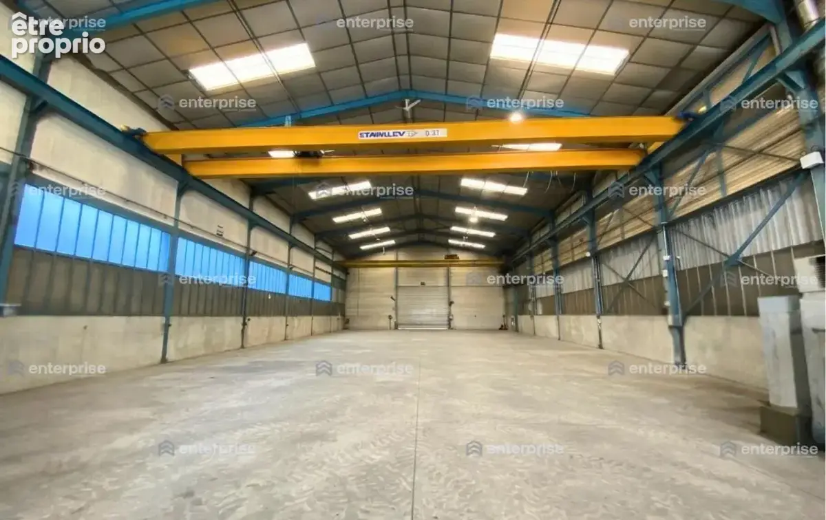 Commerce 812 m² à vendre à Beauvais (60000) - photo 3