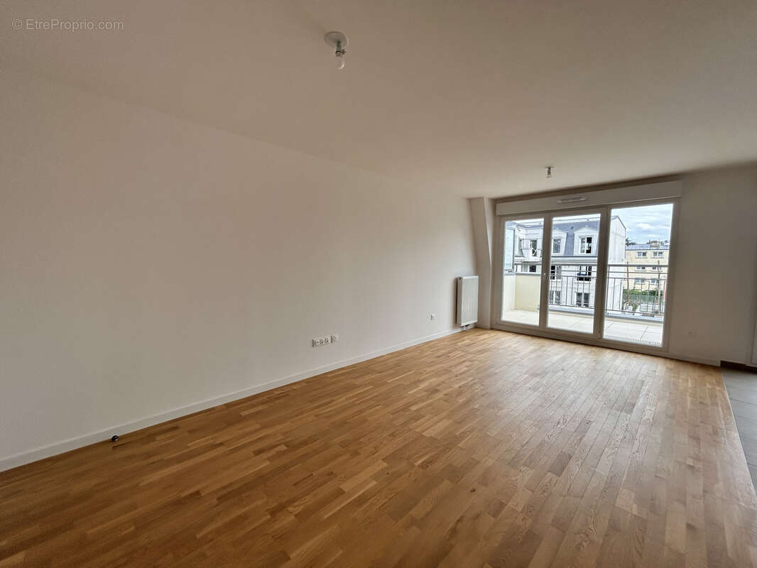 Appartement à SARTROUVILLE