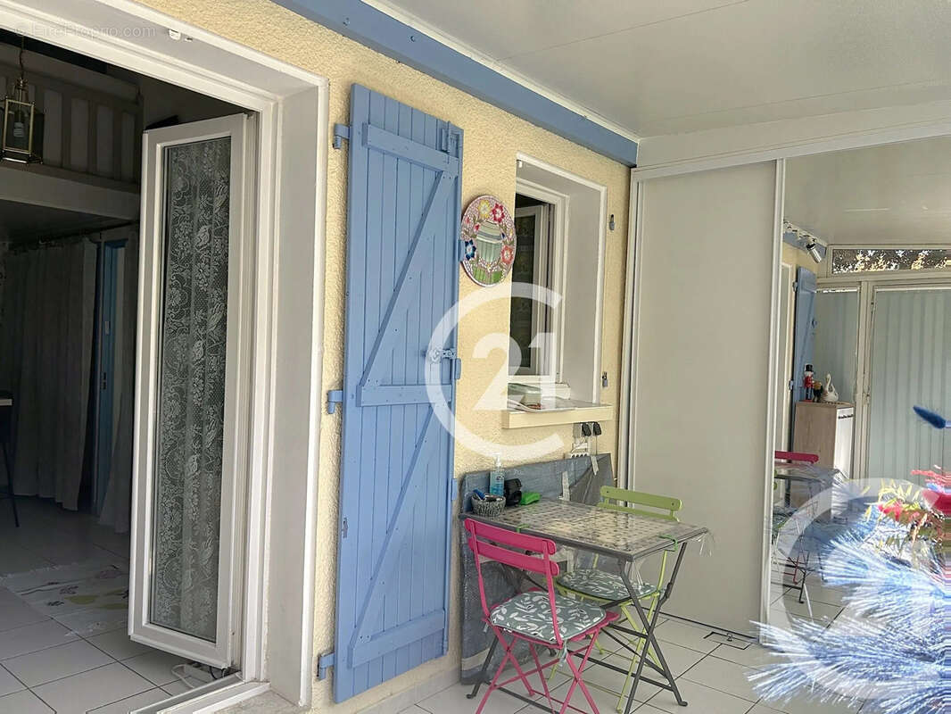 Maison 46 m² à Saint-Cyprien  - photo 10