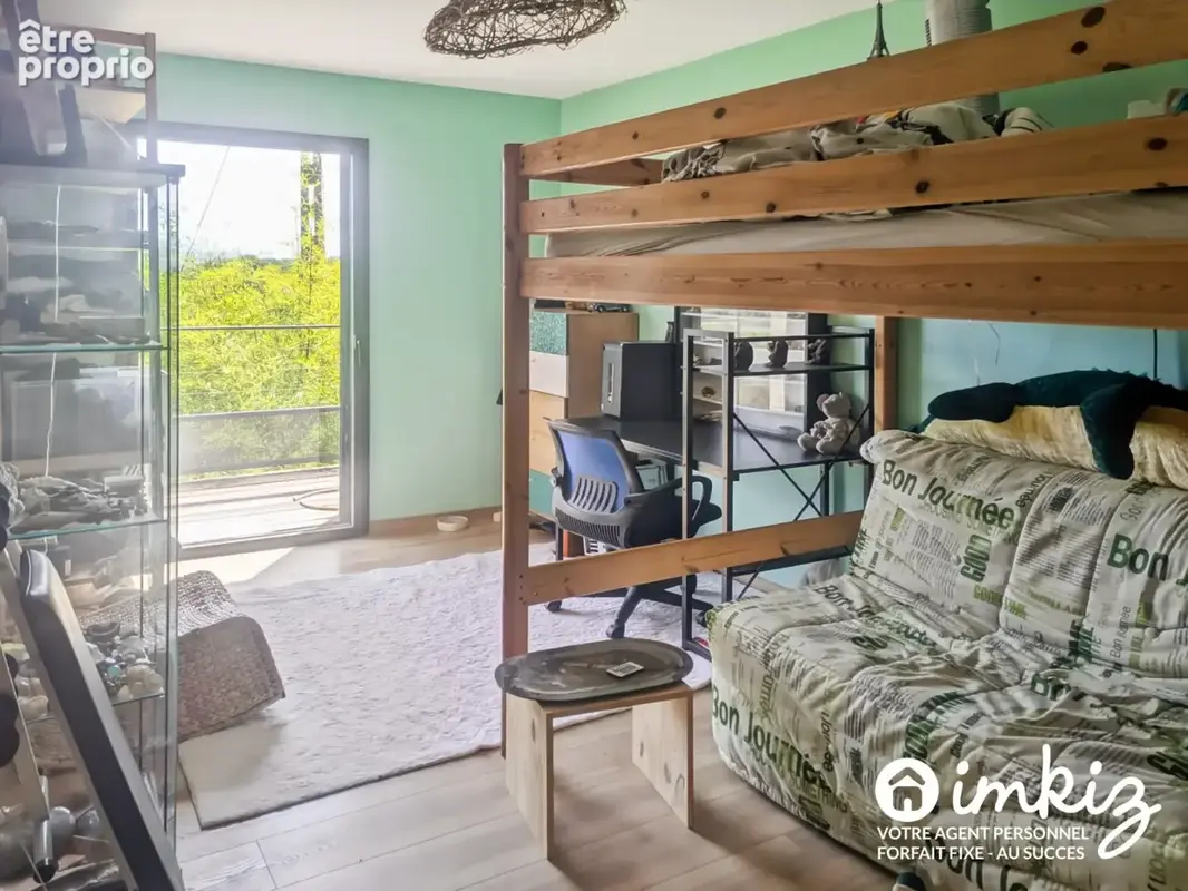 Maison familiale avec piscine et vue d’exception - photo 8