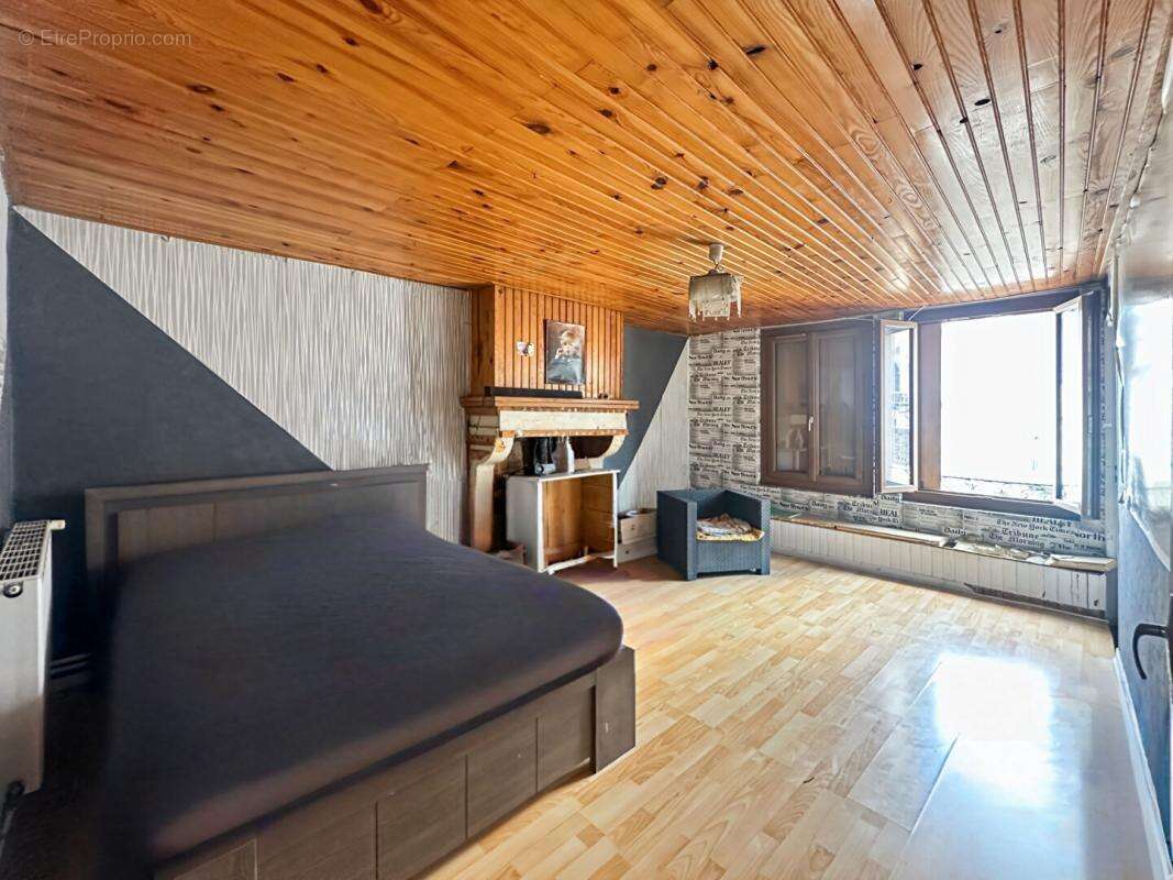 Maison à NOUZONVILLE